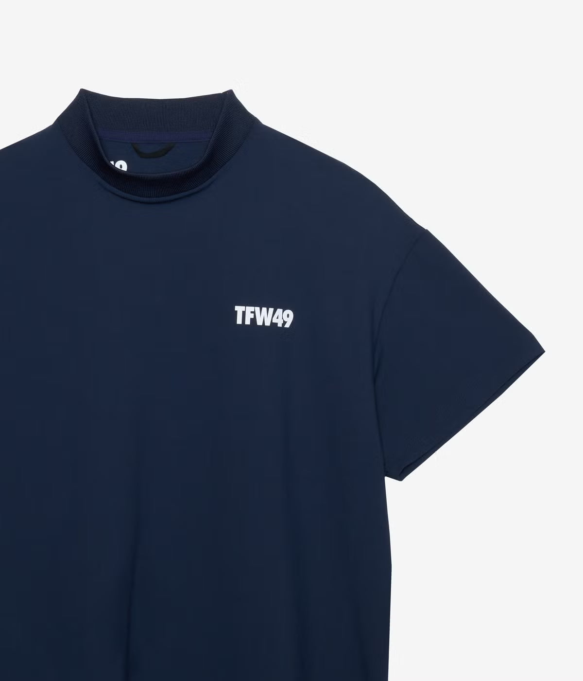 HALF MOCKNECK TEE
