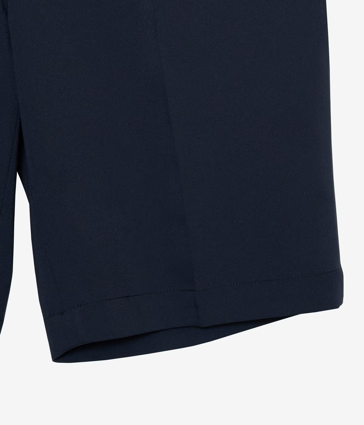 CAREFREE BASIC SHORTS