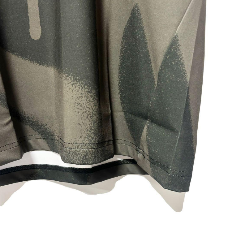 RSGロゴ スプレー ショートスリーブ モックネック