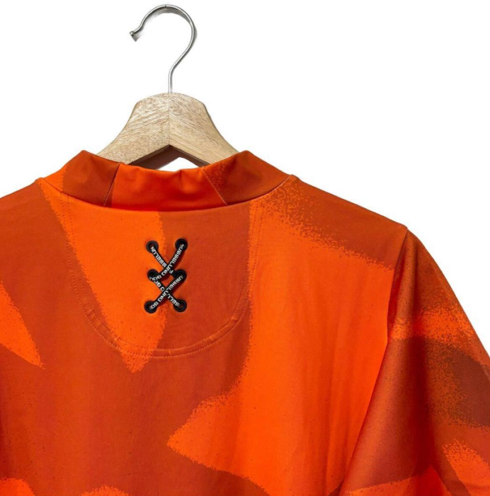 RSGロゴ スプレー ショートスリーブ モックネック