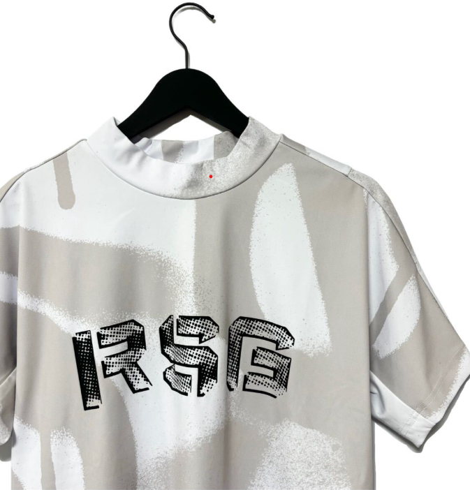 RSGロゴ スプレー ショートスリーブ モックネック