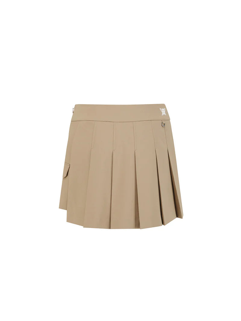 WOMEN OVER PLEATED HALF PANTS
