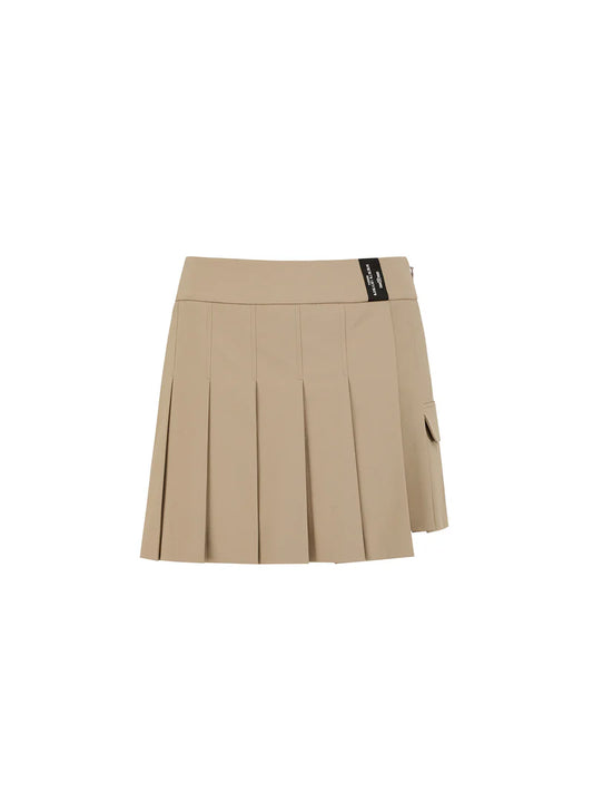 WOMEN OVER PLEATED HALF PANTS