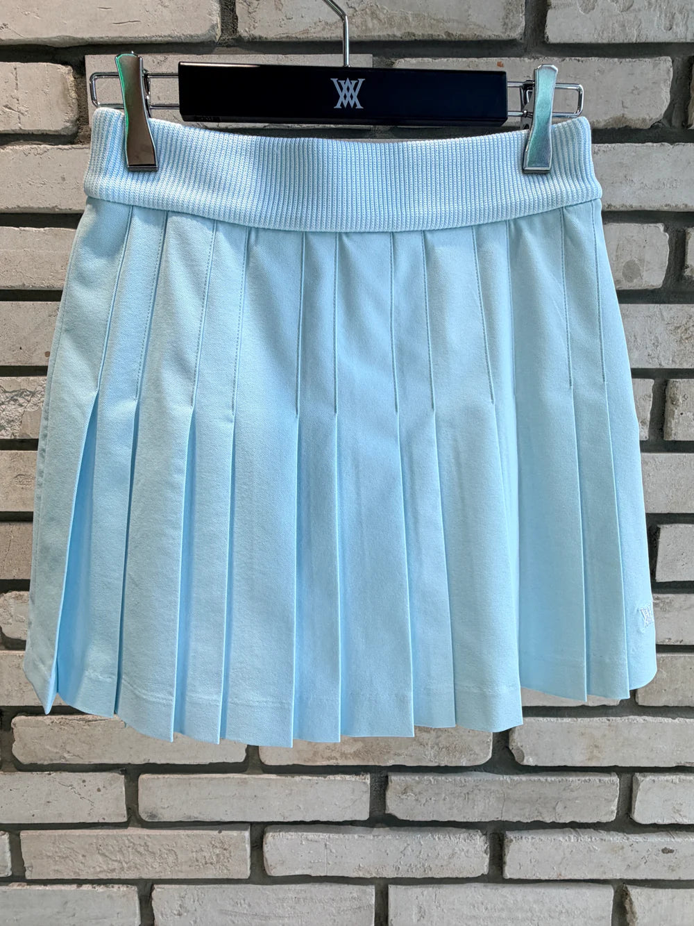 WOMEN ESSENTIAL PLEATS SKIRT
